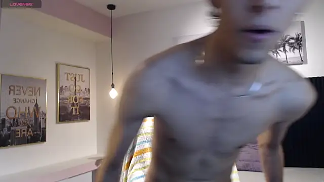 DraxBlade09 online show from February 28, 2026, 10:20 pm