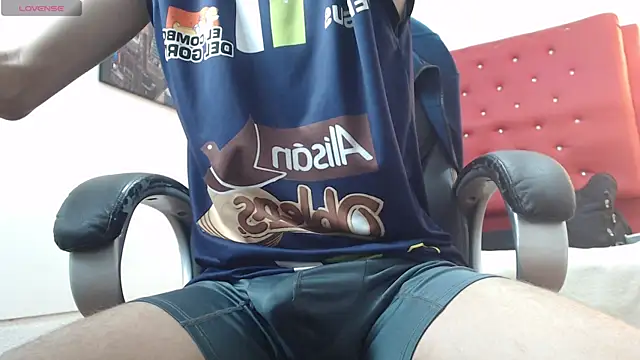 DraxBlade09 online show from November 26, 2025, 8:31 pm