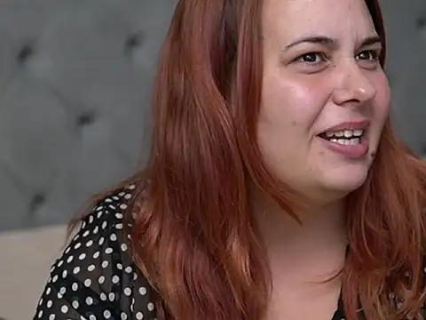 EmilyJenner online show from November 24, 2025, 5:13 pm