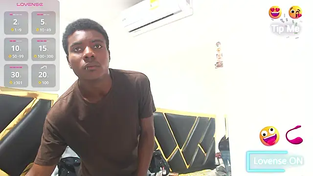 NoahJhonson69 online show from February 3, 2026, 11:37 am