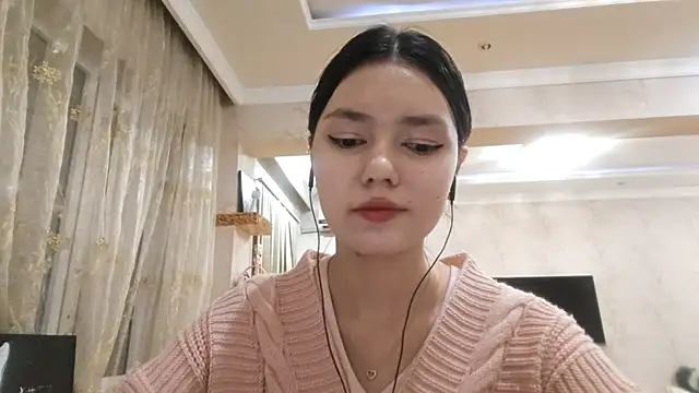 Snapshot of CorinneKindregans chatting on December 17, 2025, 6:46 pm CorinneKindregans online show from December 17, 2025, 6:46 pm