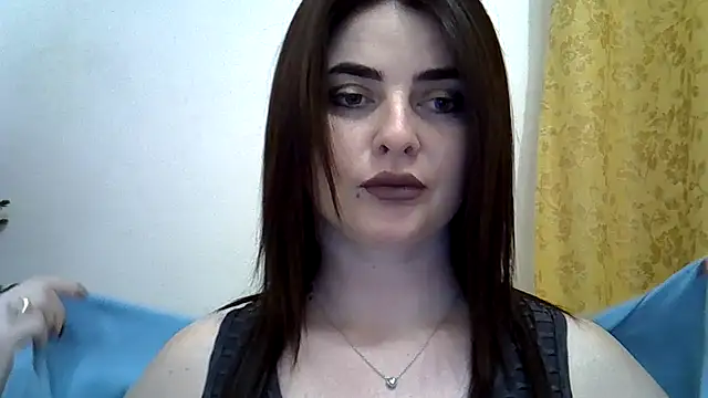 Darkroseq online show from December 3, 2025, 7:57 pm