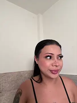 Snapshot of Megan_Ivy chatting on May 21, 2026, 11:07 am Megan Ivy online show from May 21, 2026, 11:07 am