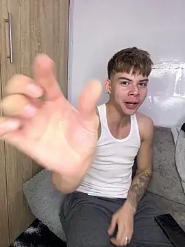 Handsome boys69 online show from February 19, 2026, 2:19 am