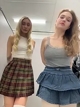 RussianWoman online show from March 19, 2026, 3:06 am