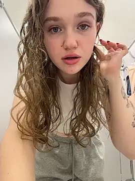 RussianWoman online show from May 13, 2026, 12:17 am