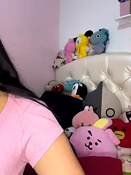 Snapshot of urenyel chatting on November 21, 2025, 3:27 am urenyel online show from November 21, 2025, 3:27 am