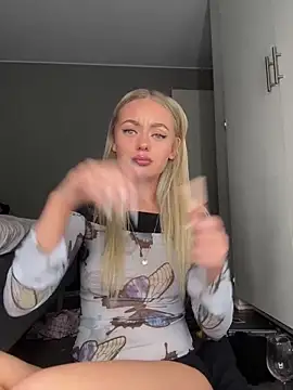 linafuntime online show from November 25, 2025, 2:01 am