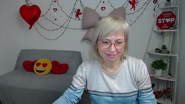 LaurenWishy online show from February 10, 2026, 7:40 am