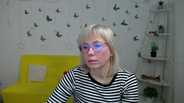 LaurenWishy online show from February 20, 2026, 12:51 pm