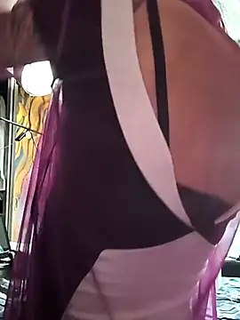 xelyber online show from April 17, 2026, 6:11 pm