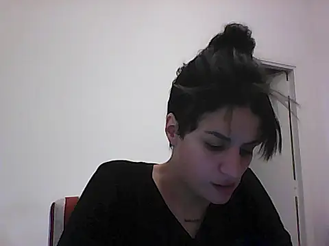 Snapshot of Zoemhot chatting on November 20, 2025, 6:52 pm Zoemhot online show from November 20, 2025, 6:52 pm