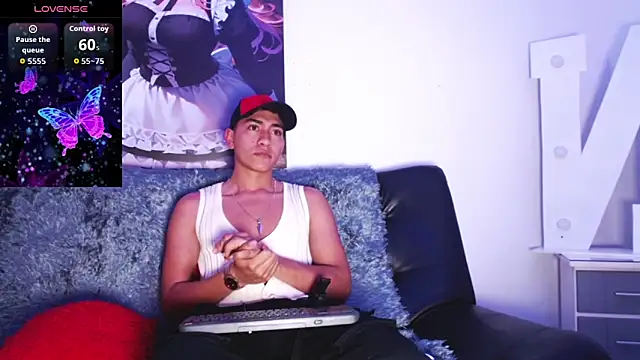 Snapshot of ATLASVANDRAKE chatting on November 21, 2025, 8:30 pm ATLASVANDRAKE online show from November 21, 2025, 8:30 pm