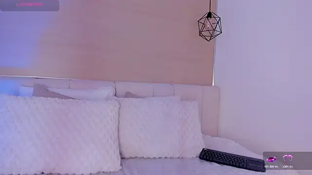 cleo johnson online show from November 29, 2025, 9:26 pm