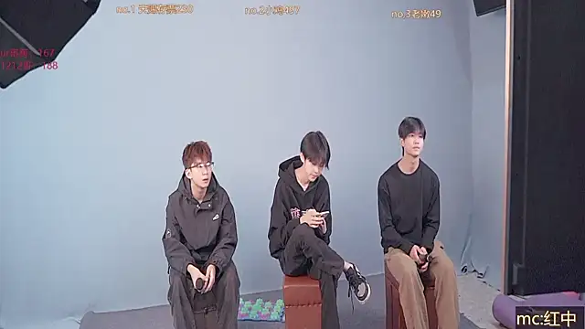 Cosplay   online show from November 24, 2025, 12:05 pm