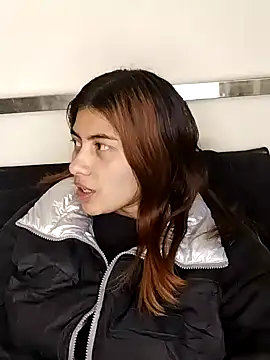 Emmyxxx online show from January 17, 2026, 5:11 am