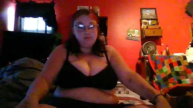 Snapshot of living420 chatting on November 23, 2025, 7:02 pm living420 online show from November 23, 2025, 7:02 pm