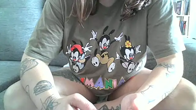 xxxluana online show from February 20, 2026, 5:15 pm