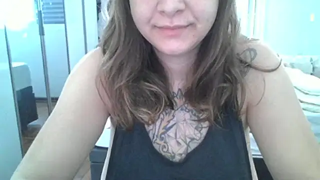 xxxluana online show from April 2, 2026, 2:02 pm