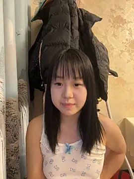 YiYi-12138 online show from November 20, 2025, 9:32 am