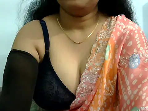 SugarNila online show from November 28, 2025, 6:35 am