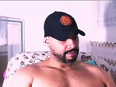 musclehetero online show from March 19, 2026, 4:23 am
