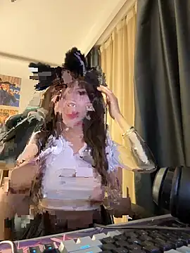 bingmeiren missy online show from November 24, 2025, 5:02 pm