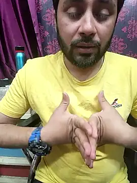 Cute Lucky online show from February 17, 2026, 8:17 pm