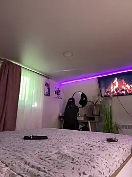 -MaybeBaby- online show from July 18, 2026, 5:49 am