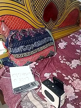 Snapshot of Sonia_baby1 chatting on November 23, 2025, 5:45 pm Sonia baby1 online show from November 23, 2025, 5:45 pm