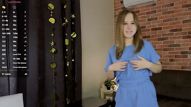 VoidElaris online show from January 7, 2026, 6:13 pm