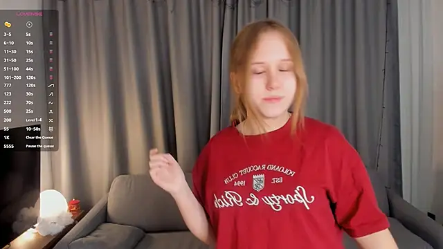 Snapshot of VoidElaris chatting on February 10, 2026, 8:08 pm VoidElaris online show from February 10, 2026, 8:08 pm