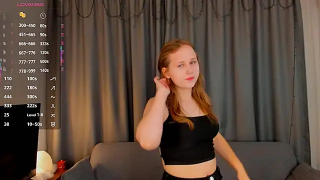 Snapshot of VoidElaris chatting on February 13, 2026, 8:09 pm VoidElaris online show from February 13, 2026, 8:09 pm