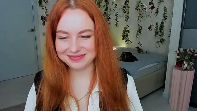 AirySilhouette online show from April 18, 2026, 8:09 pm