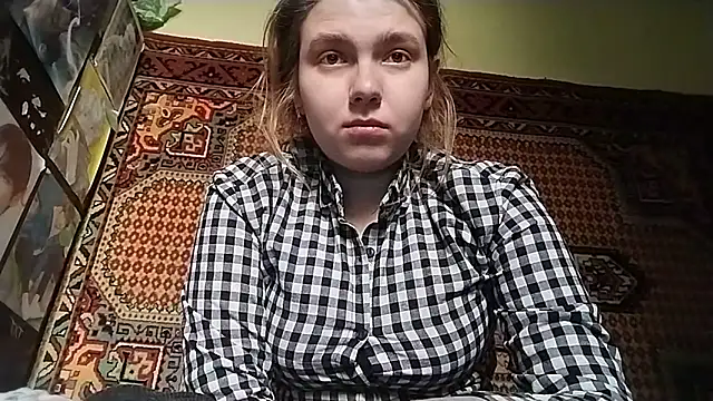 Snapshot of KikiBang chatting on March 25, 2026, 9:41 am KikiBang online show from March 25, 2026, 9:41 am