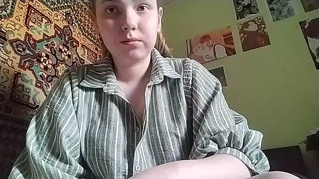 Snapshot of KikiBang chatting on April 14, 2026, 9:14 am KikiBang online show from April 14, 2026, 9:14 am