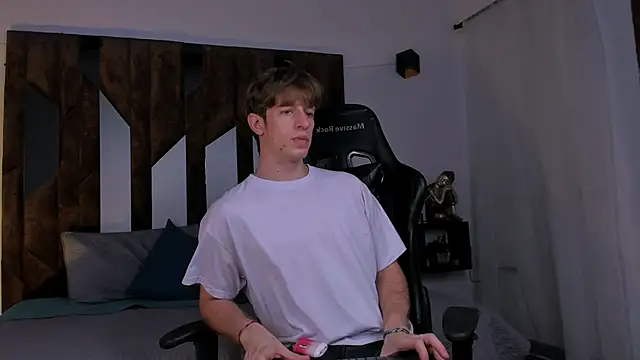 Ostin Saints online show from February 11, 2026, 6:52 pm