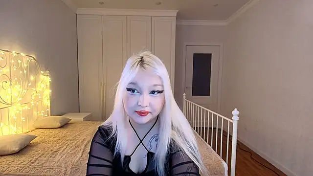 angelicaya online show from November 30, 2025, 3:07 am