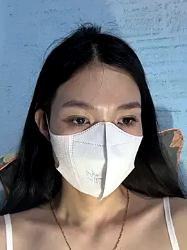 Snapshot of MiCua chatting on December 18, 2025, 5:34 am MiCua online show from December 18, 2025, 5:34 am