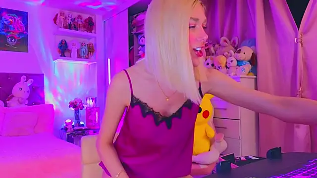 Snapshot of MadamBarbiee chatting on March 3, 2026, 12:28 am MadamBarbiee online show from March 3, 2026, 12:28 am