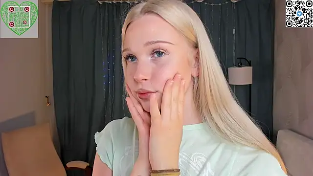 CherrylHolme online show from April 12, 2026, 8:56 pm