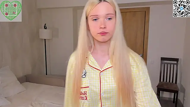 Snapshot of CherrylHolme chatting on February 3, 2026, 7:30 pm CherrylHolme online show from February 3, 2026, 7:30 pm