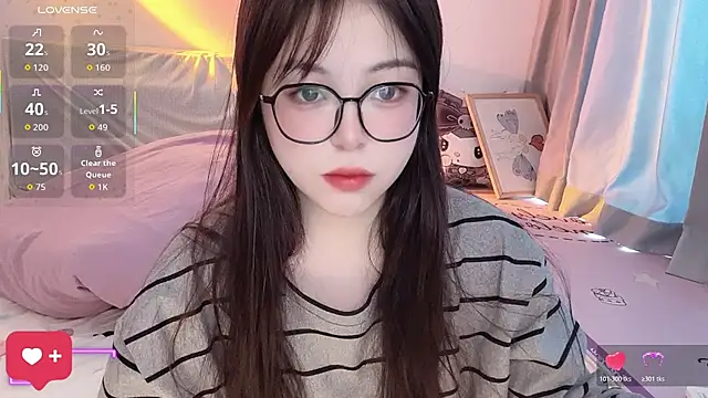 Snapshot of -Angela chatting on November 29, 2025, 4:12 am -Angela online show from November 29, 2025, 4:12 am