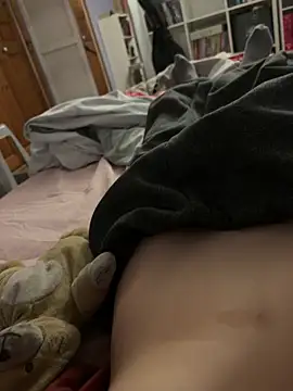 Leolignio online show from December 17, 2025, 1:49 pm