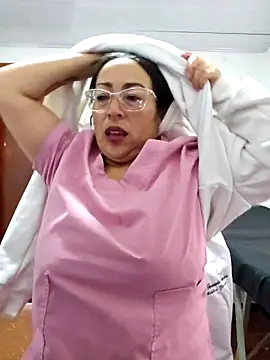 JustSamantha  online show from February 12, 2026, 12:05 pm