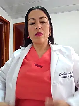 JustSamantha  online show from December 16, 2025, 1:04 pm