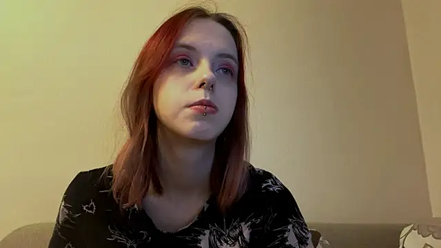 LulyClouds online show from November 30, 2025, 12:28 pm