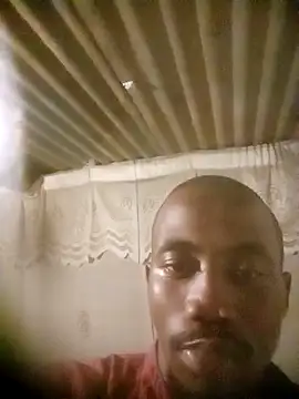 Snapshot of shortone01 chatting on November 27, 2025, 6:41 pm shortone01 online show from November 27, 2025, 6:41 pm