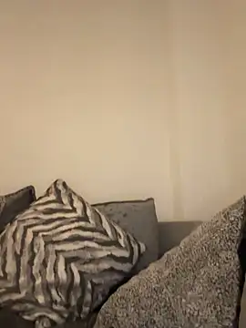 Snapshot of BootyQueenApril chatting on December 5, 2025, 9:23 pm BootyQueenApril online show from December 5, 2025, 9:23 pm