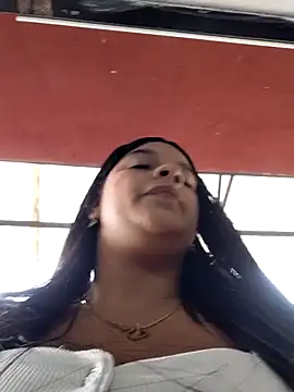 Layla-daring online show from April 13, 2026, 8:02 pm